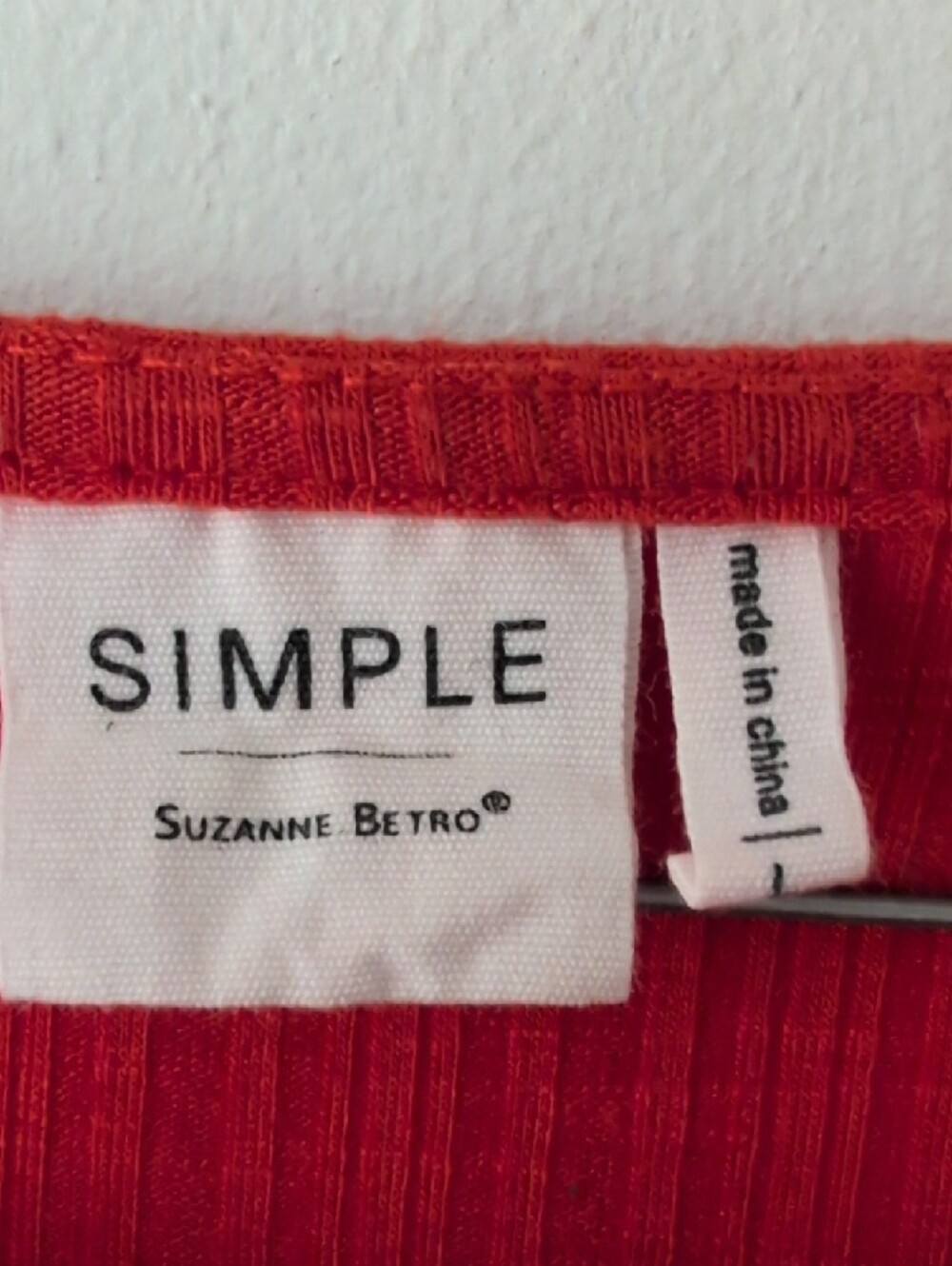 Simple Red Ribbed Button-Shoulder Top - Picture 2 of 3